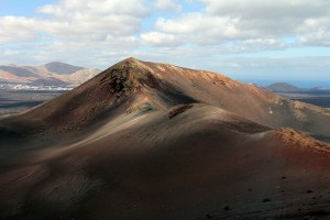 montanas-del-fuego-lanzarote
