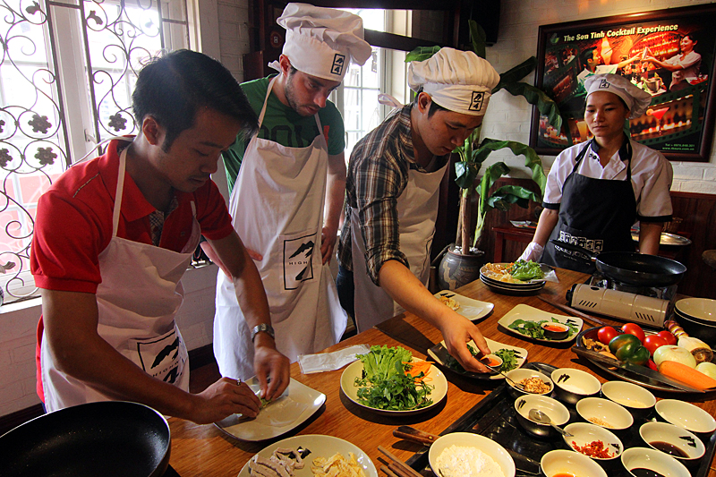 cooking-class-highway-4-restaurant-hanoi