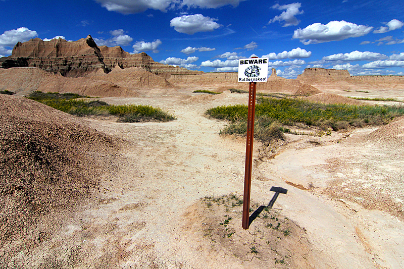 badlands-national-park-hiking