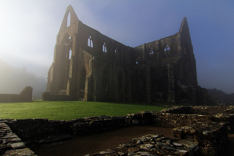 tintern-abbey