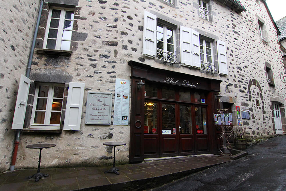 hotel-saluces-salers-schoenste-doerfer-frankreichs