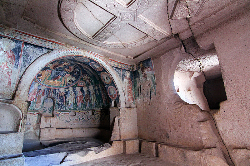 fresken-felsenkirchen-wandern-in-kappadokien