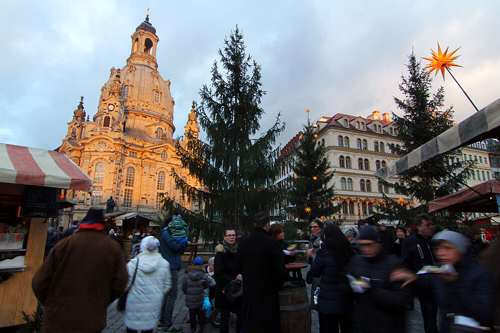 advent-auf-dem-neumarkt-weihnachtsmarkt-dresden