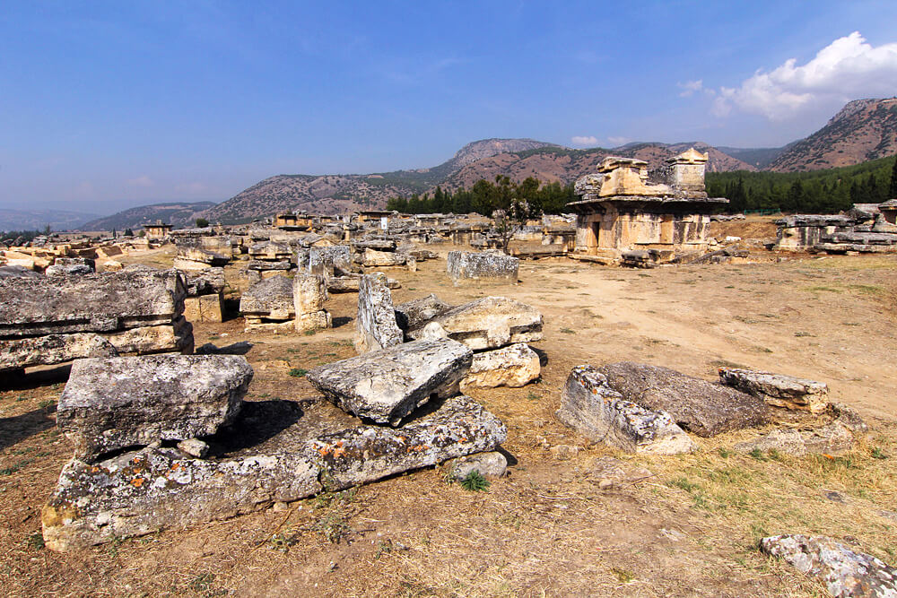 nekropolis-pamukkale-türkei