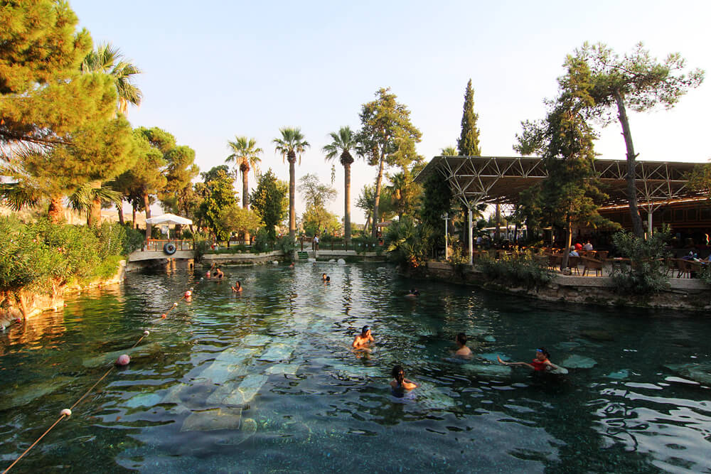 römische-bäder-pamukkale-türkei