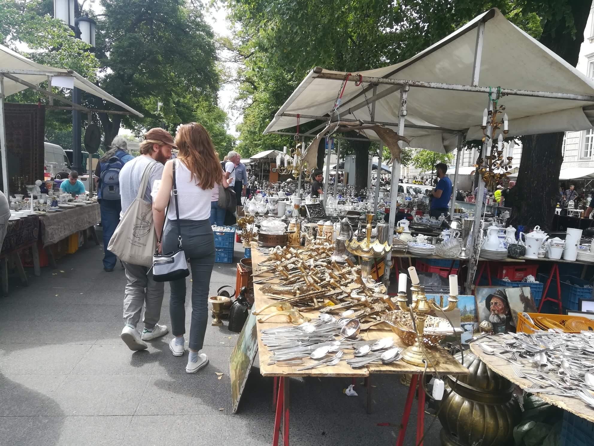 sommer berlin antikmarkt tiergarten