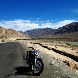 motorrad touren im himalaya gebirge